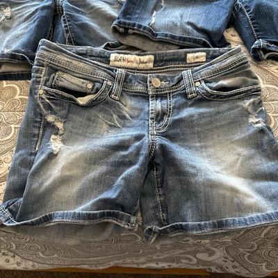 LADIES JEAN SHORTS