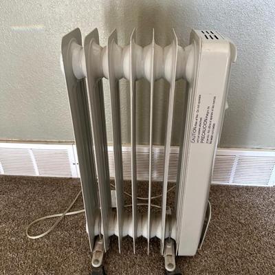 ELECTRIC OIL-FILLED RADIATOR HEATER