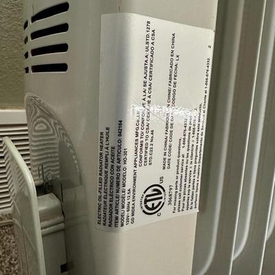 ELECTRIC OIL-FILLED RADIATOR HEATER