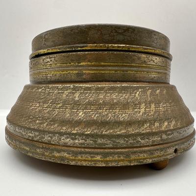 Vintage Metal Powder Box / Music Box
