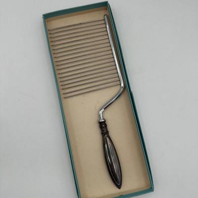 Webster Sterling Silver Handle Cake Breaker Comb