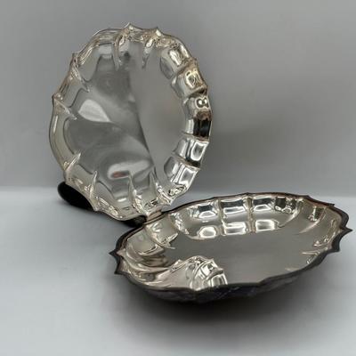 International Silver Co. Silver-plate Silent Butler