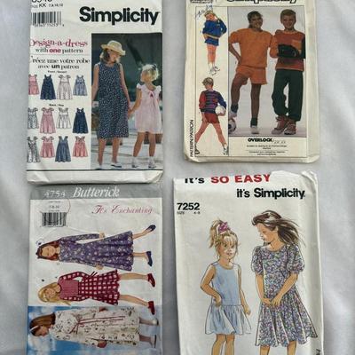 Sale Photo Thumbnail #147: Children’s clothes patterns