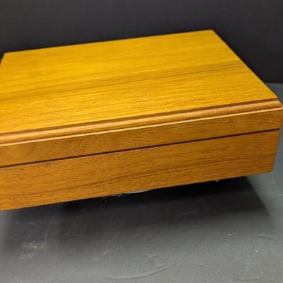 Sale Photo Thumbnail #181