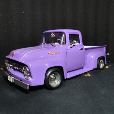 1956 FORD TRUCK DIE-CAST MODEL