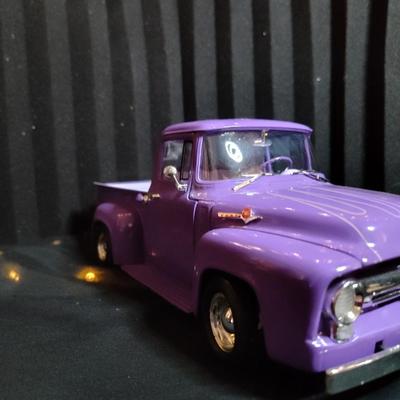 1956 FORD TRUCK DIE-CAST MODEL