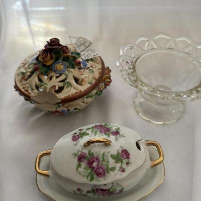 Sale Photo Thumbnail #220: Capodimonte porcelain lidded - chip on side 
Vintage Imperial Glass crocheted crystal bowl
Vintage Royal Crown 1446 covered dish