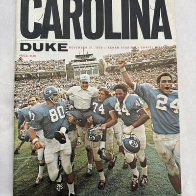 Sale Photo Thumbnail #249: Don McCauley Breaks OJ Simpson breaks NCAA single season rushing record.