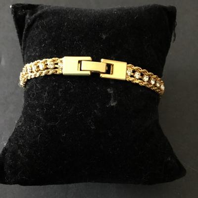 Beautiful, vintage, goldtone, rhinestone, dainty bracelet