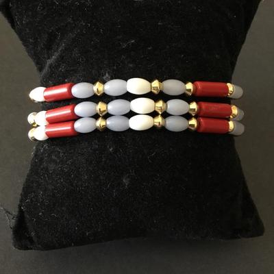 Talbots very nice multicolored bead, gold tone, blue enamel toggle bracelet