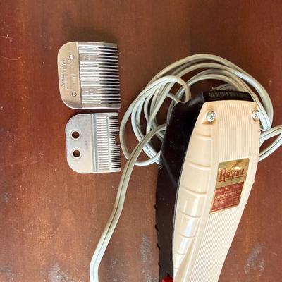 Sale Photo Thumbnail #269: Vintage Raycine electric hair clipper, Model 254.
