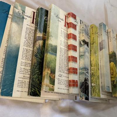 Sale Photo Thumbnail #281: Vintage Readers Digest - lot of 1, 1969