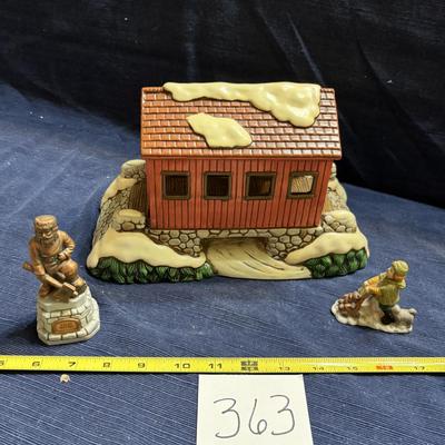 Left on Colonial Village Sweetheart Covered Bridge