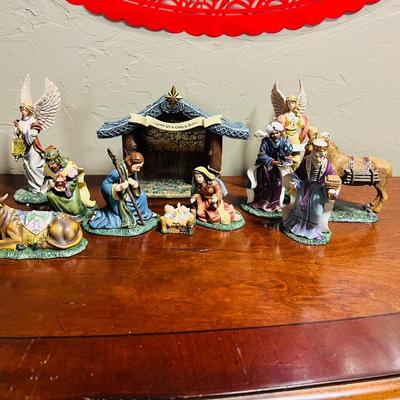 Thomas Kincaid Nativity Set