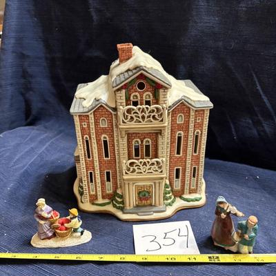 Vintage Colonial Village Baron Mundt Manor