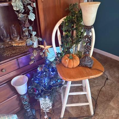 Sale Photo Thumbnail #35: NO CHERRY PICKING or taking ONLY the items you want and leaving the rest or you will be banned! Please arrive with enough time to load. Bring boxes/any tools to assemble /dolly/people to help load/etc.
- Questions? Call Candice at 9183462284 or email us.