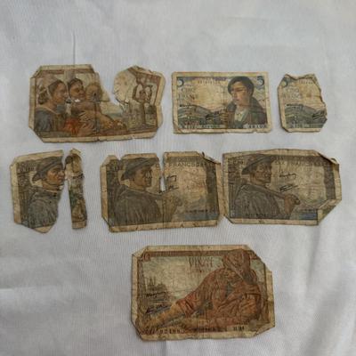 Sale Photo Thumbnail #230: 5, 10 and 20 Banknotes