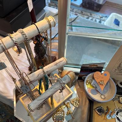 Sale Photo Thumbnail #86: - Tables, display pieces. Round mirror,  & shelving are not included. 
NO CHERRY PICKING or taking ONLY the items you want and leaving the rest or you will be banned! Please arrive with enough time to load. Bring boxes/any tools to assemble /dolly/people 