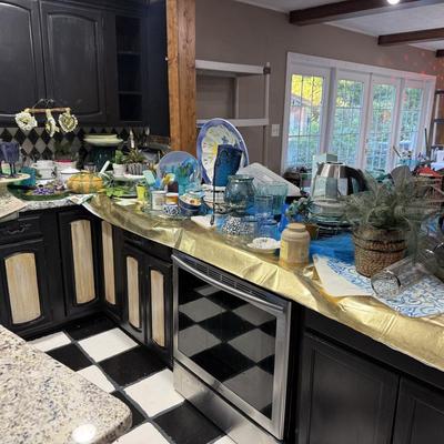 Sale Photo Thumbnail #100: NO CHERRY PICKING or taking ONLY the items you want and leaving the rest or you will be banned! Please arrive with enough time to load. Bring boxes/any tools to assemble /dolly/people to help load/etc.
- Questions? Call Candice at 9183462284 or email us.