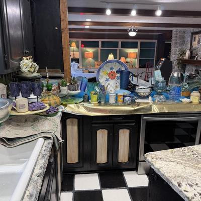 Sale Photo Thumbnail #101: NO CHERRY PICKING or taking ONLY the items you want and leaving the rest or you will be banned! Please arrive with enough time to load. Bring boxes/any tools to assemble /dolly/people to help load/etc.
- Questions? Call Candice at 9183462284 or email us.