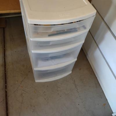 4 DRAWER ORGANIZER FILLED WITH PAINTERS/ARTIST SUPPLIES