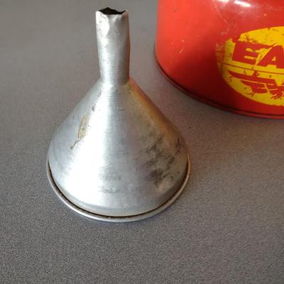 METAL GAS CAN, PIECES OF ROPE, FUNNEL & OIL