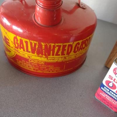 METAL GAS CAN, PIECES OF ROPE, FUNNEL & OIL