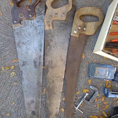 TOOLS AND A SUPPORT BELT