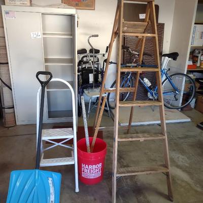WATLING 6 FT LADDER, STEP STOOL AND MORE