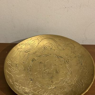 Antique Chinese Export Brass Dragon Engraved Bowl, Early 20th Century