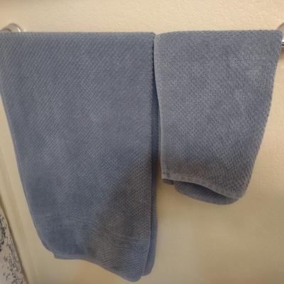 SHOWER CURTAIN, SCALE, ORGANIZERS, TOWELS AND MORE