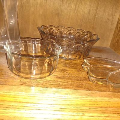 CRYSTAL AND GLASS SERVING PIECES PLUS A HEN ON NEST & GRAVY BOAT