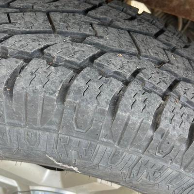 Sale Photo Thumbnail #32: 2004 Ford F150 Cobra Jet Lariat 5.4 Triton 64,500 miles! ﻿video of it running is on our Facebook page or can be sent upon request. You are able to come and view the truck as well. Battery is non functioning, requires a jump.