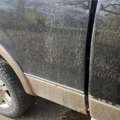 Sale Photo Thumbnail #23: 2004 Ford F150 Cobra Jet Lariat 5.4 Triton 64,500 miles! ﻿video of it running is on our Facebook page or can be sent upon request. You are able to come and view the truck as well. Battery is non functioning, requires a jump.