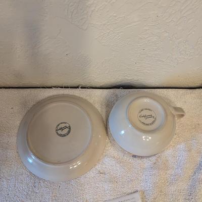 Sale Photo Thumbnail #123: Café Godiva cup and saucer