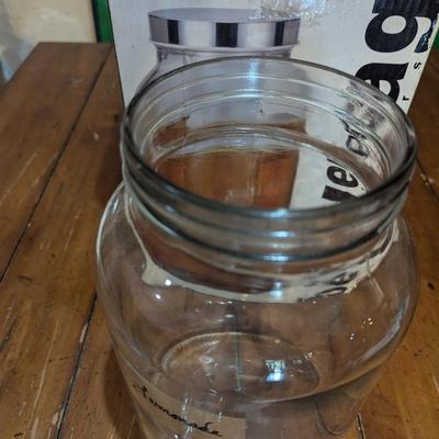 Sale Photo Thumbnail #141: Mason 1.5 glass glass beverage container