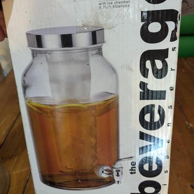 Sale Photo Thumbnail #140: Mason 1.5 glass glass beverage container