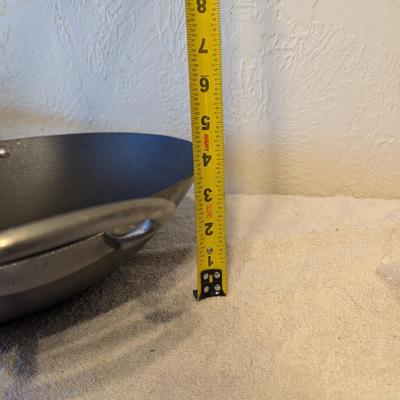 Sale Photo Thumbnail #181: 14 in wok style skillet fromk Noric Ware