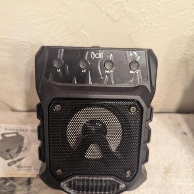 Sale Photo Thumbnail #272: Karaoke speaker and microphone
it says it works with Bluetooth.