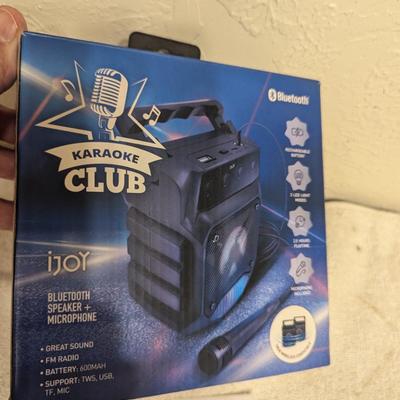 Sale Photo Thumbnail #277: Karaoke speaker and microphone
it says it works with Bluetooth.