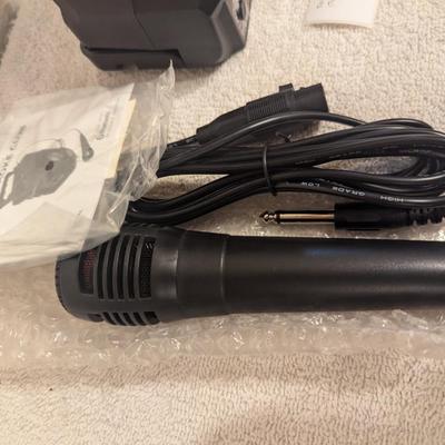 Sale Photo Thumbnail #270: Karaoke speaker and microphone
it says it works with Bluetooth.