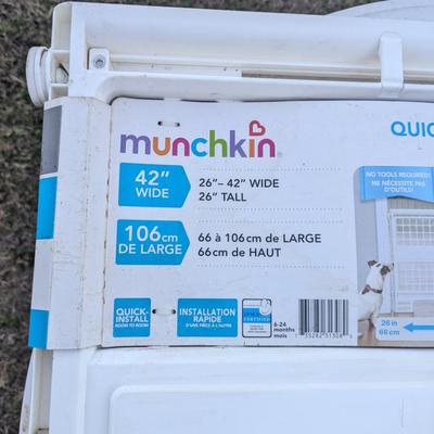 Sale Photo Thumbnail #381: 26 in tall, 42 in wide max width