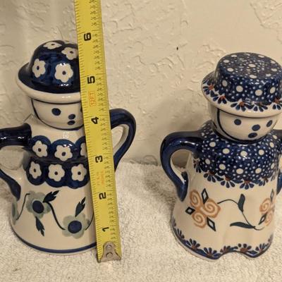 Sale Photo Thumbnail #414: set of porcelain salt and pepper shakers made in Poland