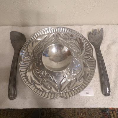 Sale Photo Thumbnail #513: the utensils don't go with this obviously.   