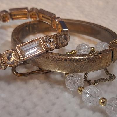 Sale Photo Thumbnail #541: bracelet bundle