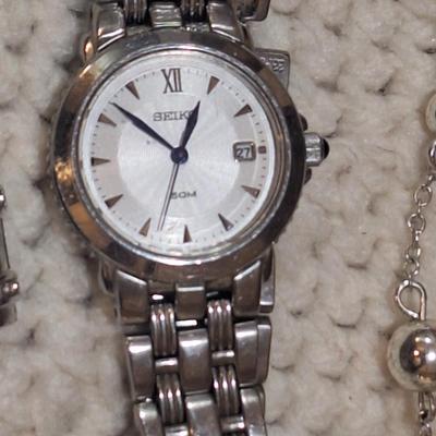 Sale Photo Thumbnail #570: none have working batteries, some may have damage, see all photos.