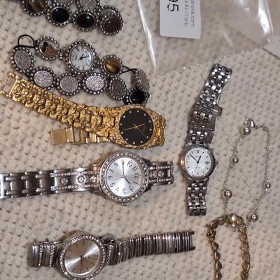 Sale Photo Thumbnail #563: none have working batteries, some may have damage, see all photos.