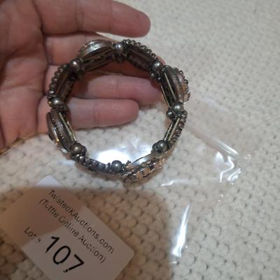 Sale Photo Thumbnail #629: bracelet