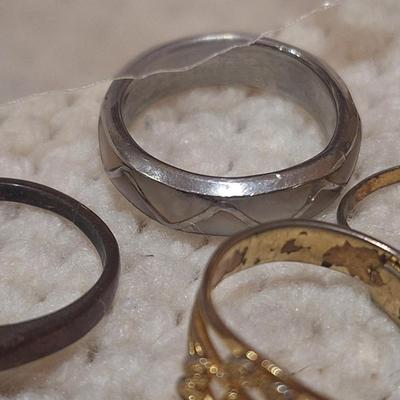 Sale Photo Thumbnail #655: see photos for size. 