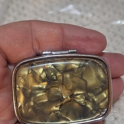 Sale Photo Thumbnail #661: snuff or pill box